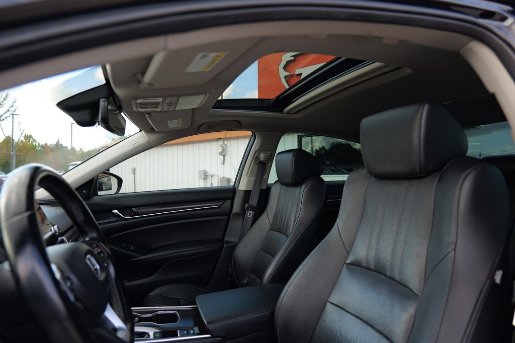 2020 Honda Accord Image 13