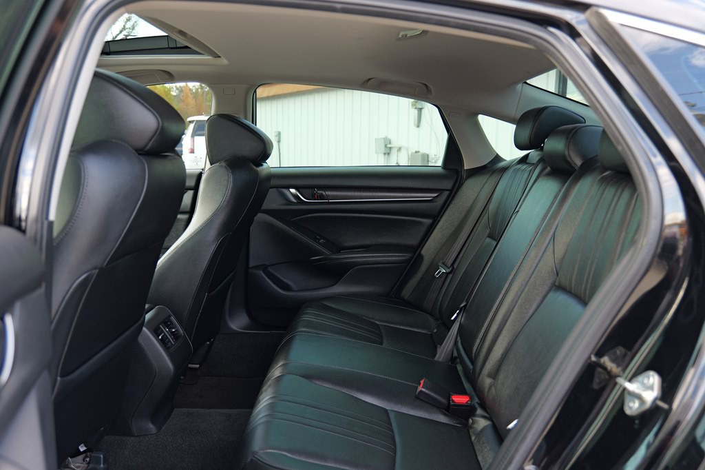 2020 Honda Accord Image 17