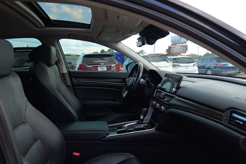 2020 Honda Accord Image 26