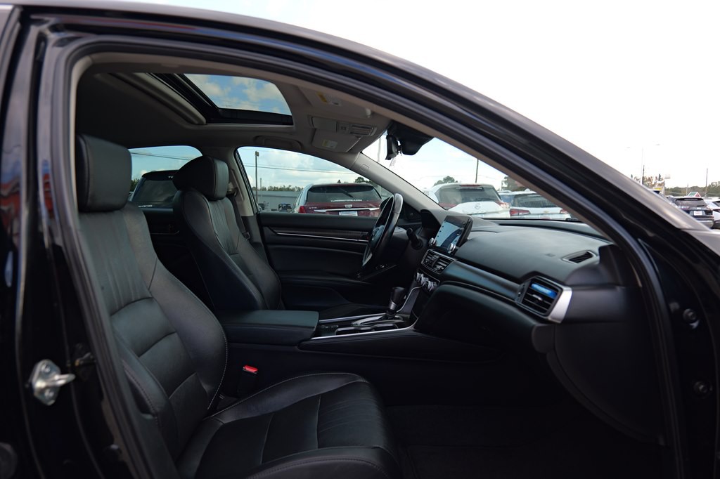 2020 Honda Accord Image 27