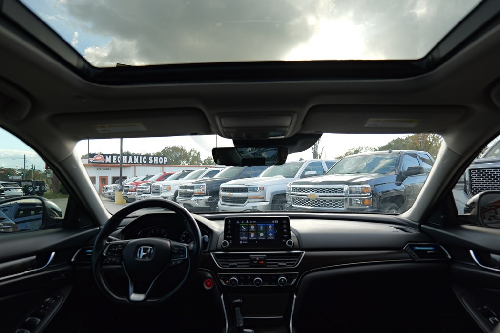 2020 Honda Accord Image 35