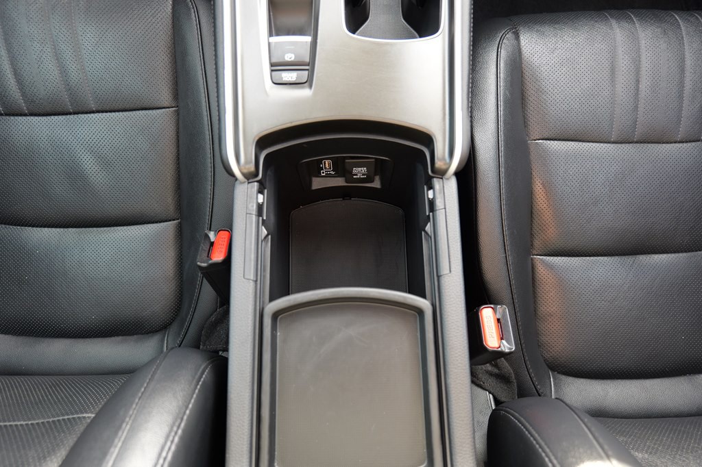 2020 Honda Accord Image 40