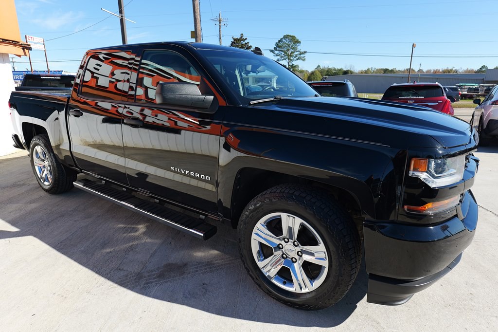 2018 Chevrolet Silverado 1500 Image 4
