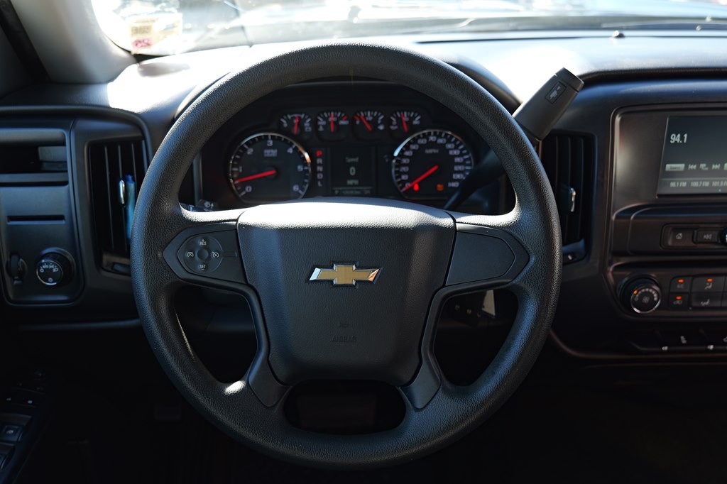 2018 Chevrolet Silverado 1500 Image 32