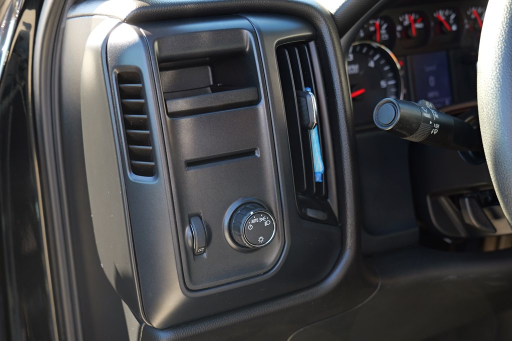 2018 Chevrolet Silverado 1500 Image 46