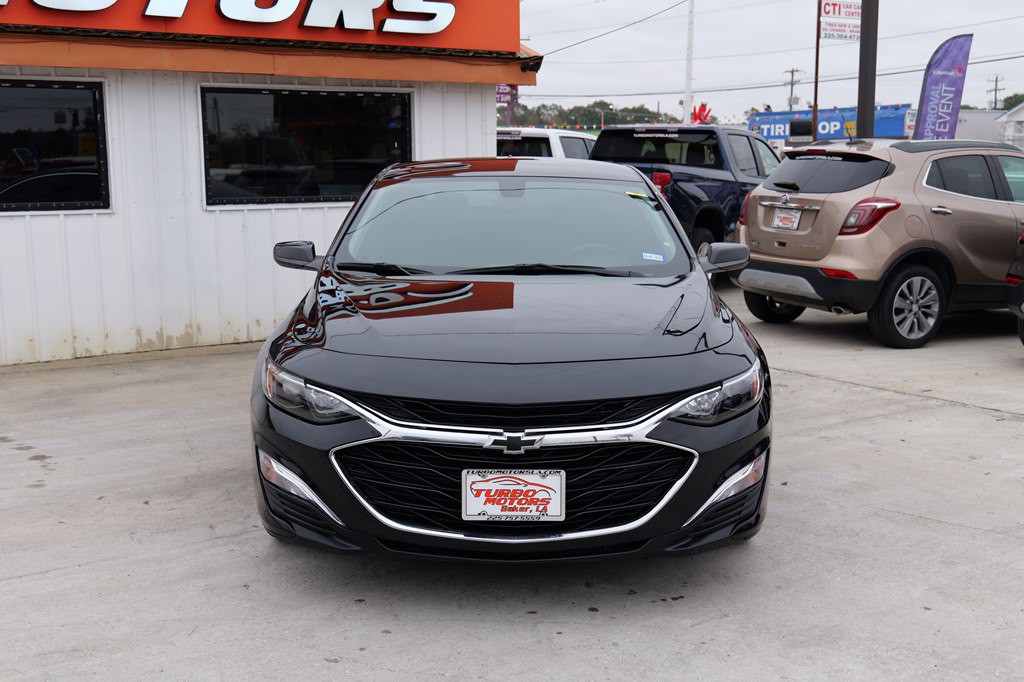 2022 Chevrolet Malibu Image 3