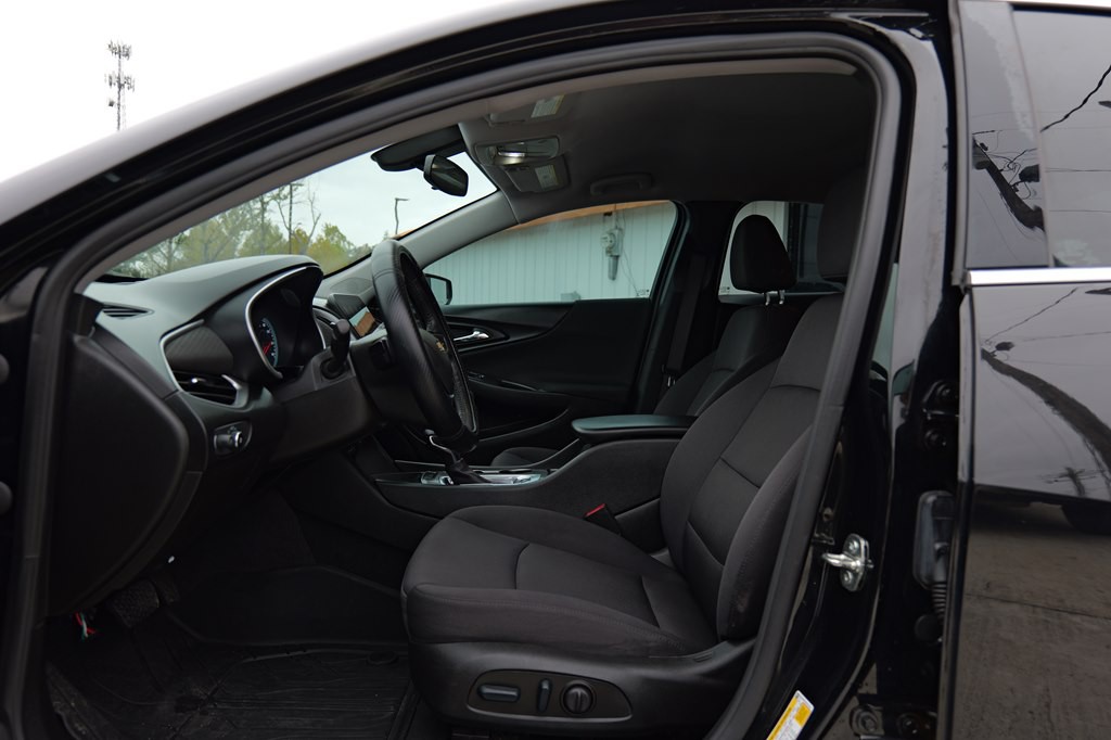 2022 Chevrolet Malibu Image 12