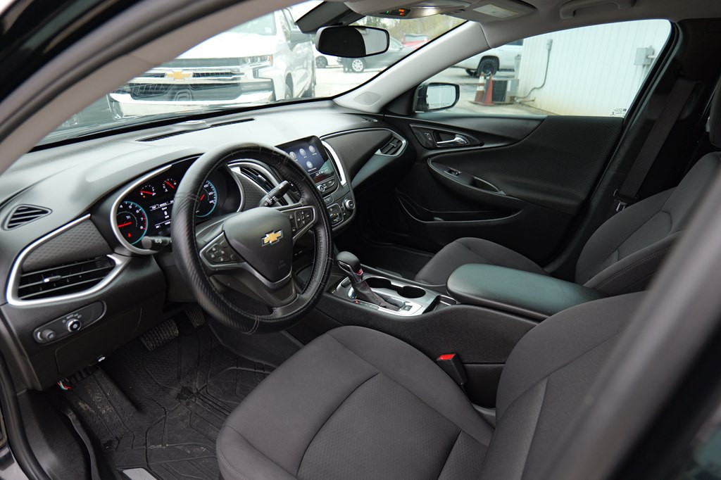 2022 Chevrolet Malibu Image 13