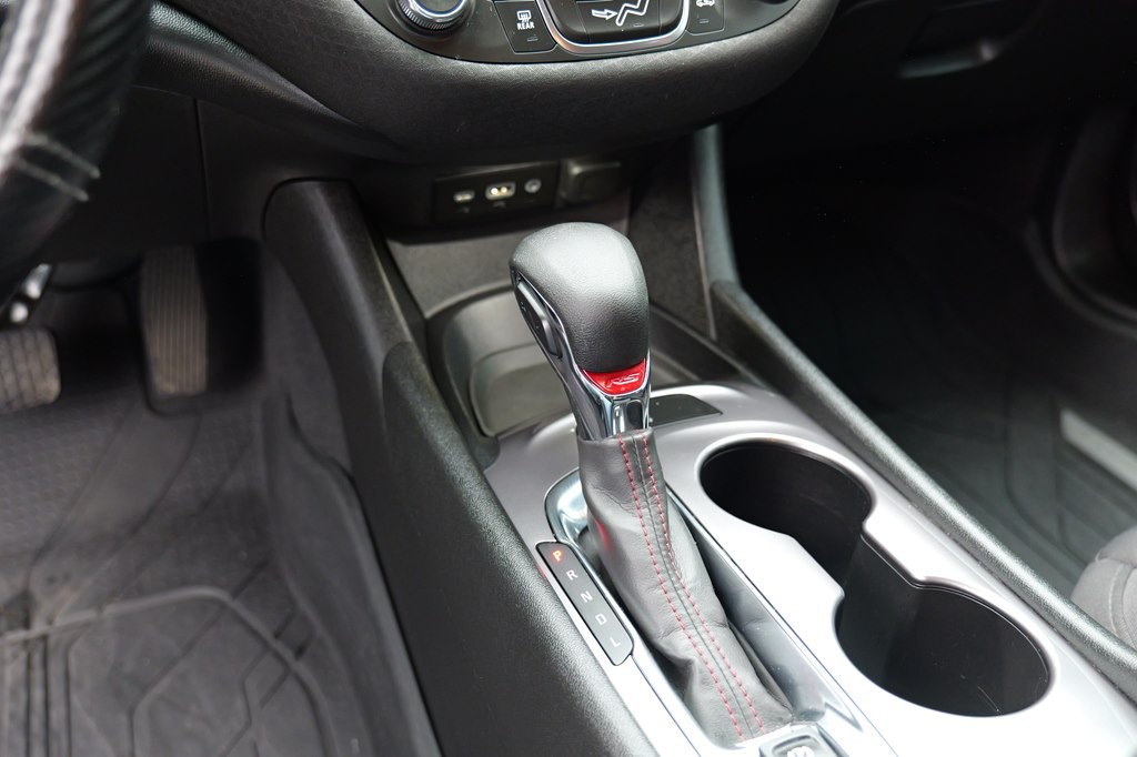 2022 Chevrolet Malibu Image 36