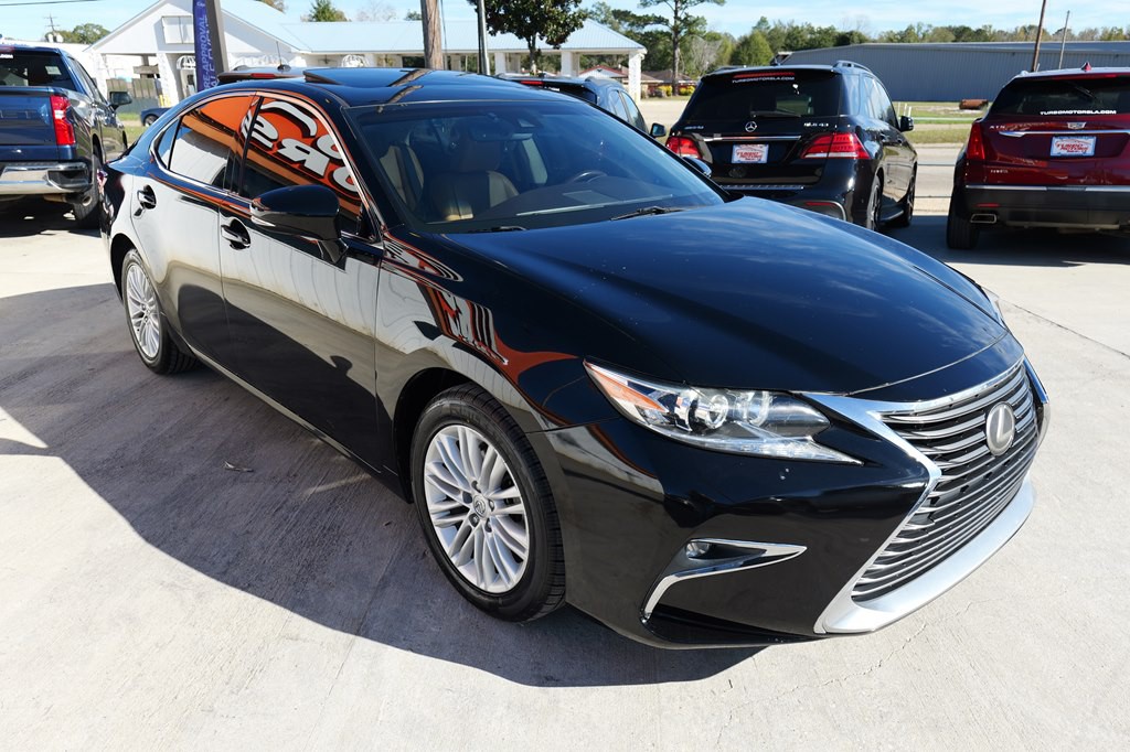 2017 Lexus ES Image 51