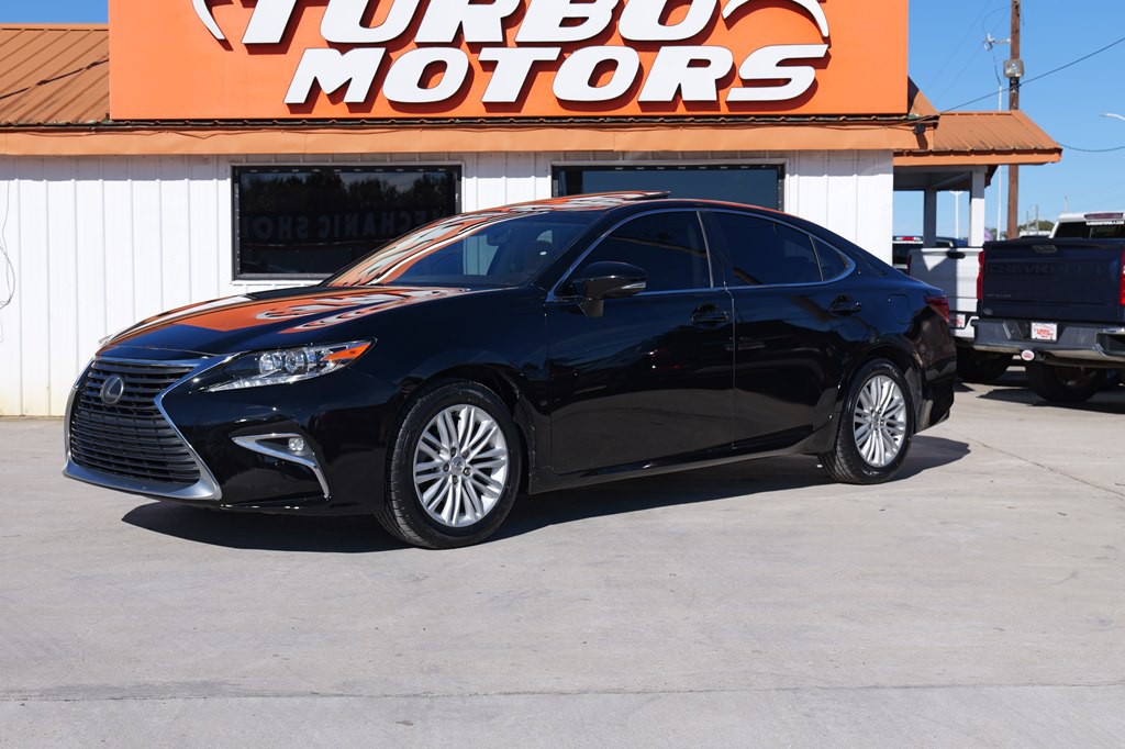 2017 Lexus ES Image 56