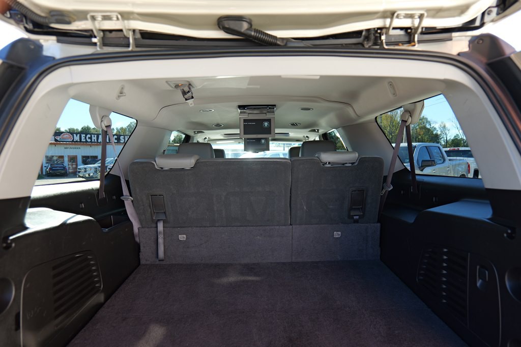 2017 Chevrolet Suburban Image 20