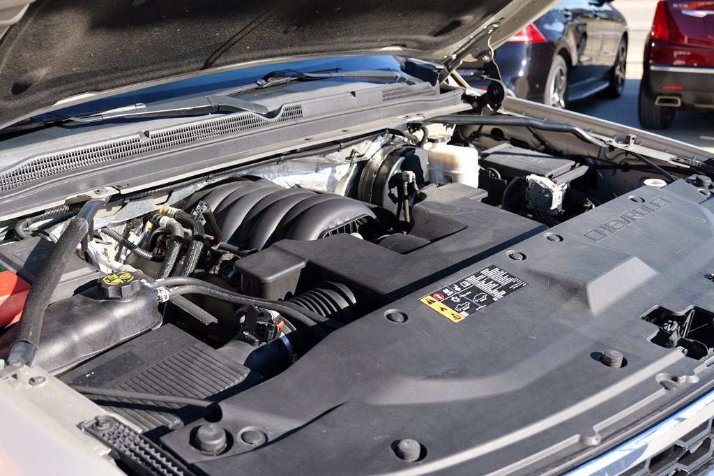 2017 Chevrolet Suburban Image 33