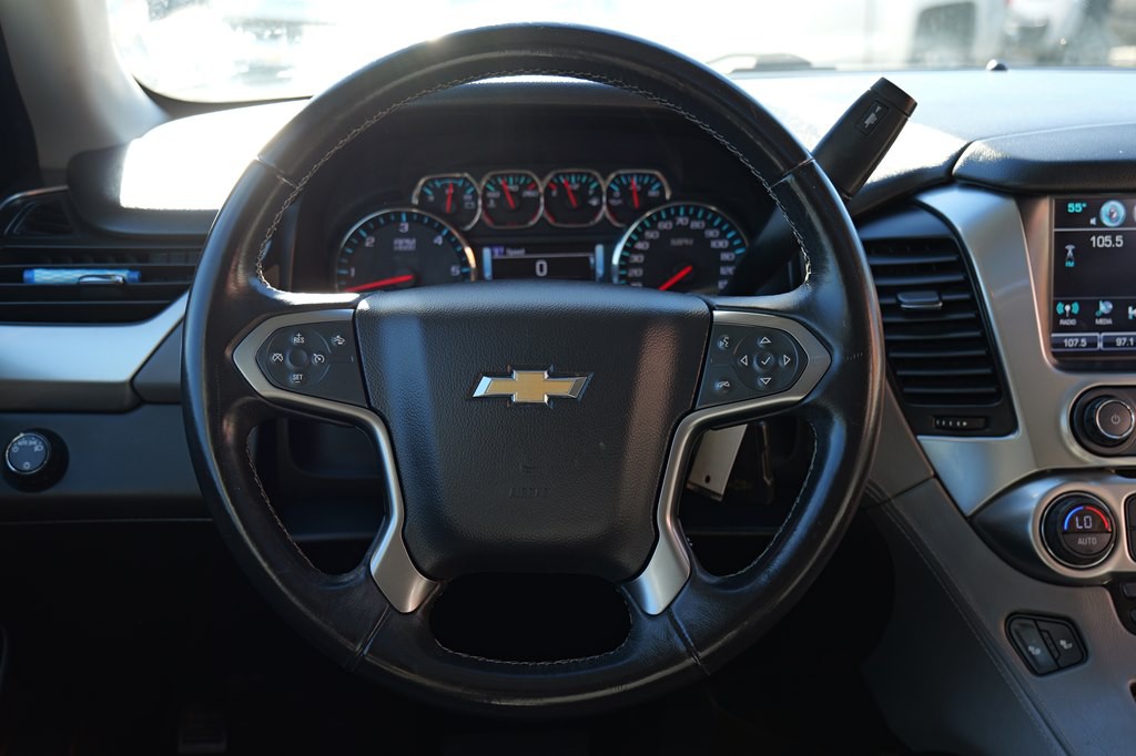 2017 Chevrolet Suburban Image 35