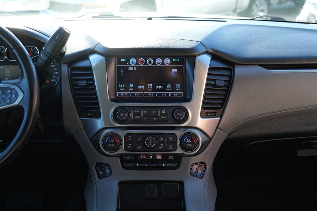 2017 Chevrolet Suburban Image 41