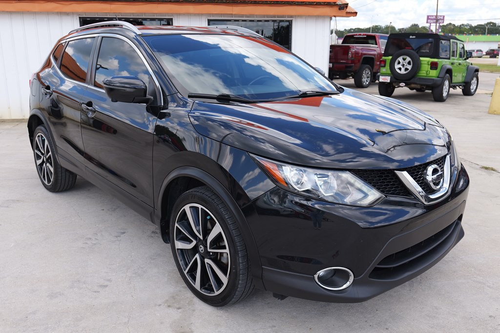 2017 Nissan Rogue Image 3