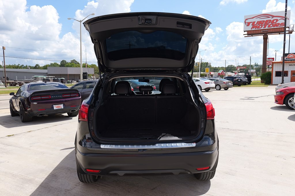 2017 Nissan Rogue Image 13
