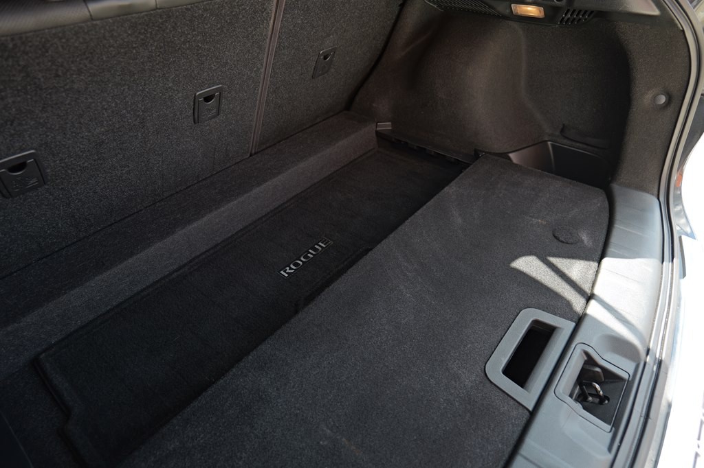 2017 Nissan Rogue Image 17