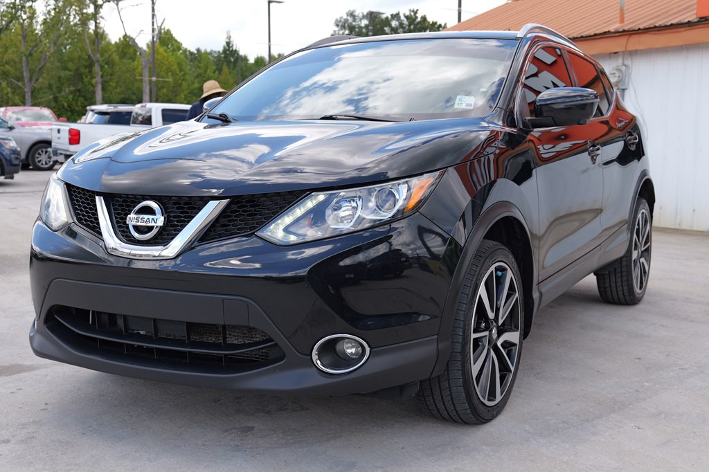 2017 Nissan Rogue Image 25