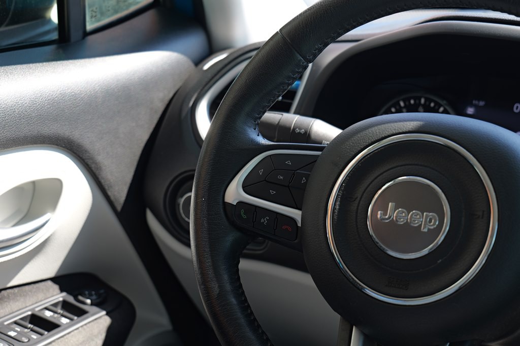 2021 Jeep Renegade Image 47