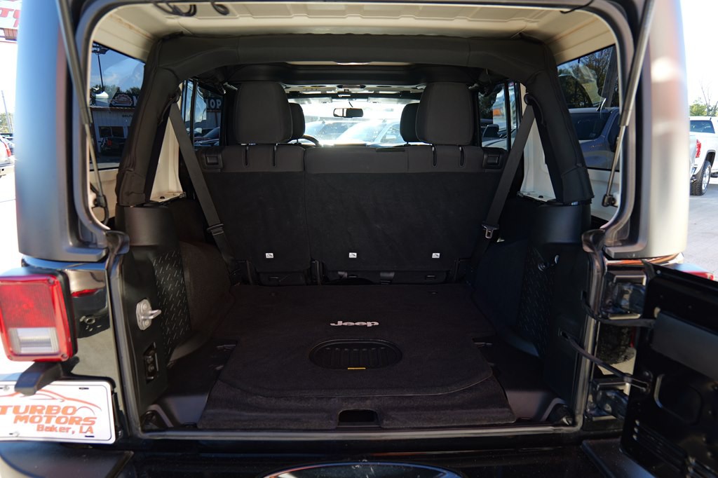 2017 Jeep Wrangler Unlimited Image 20