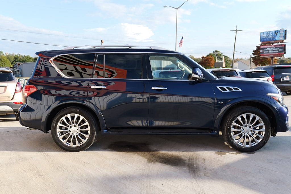 2017 INFINITI QX80 Image 4