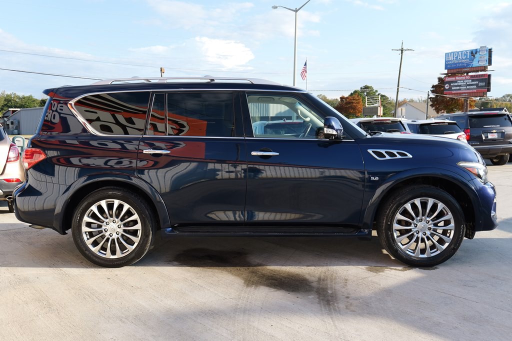 2017 INFINITI QX80 Image 5