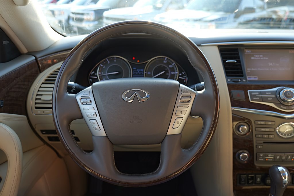 2017 INFINITI QX80 Image 34