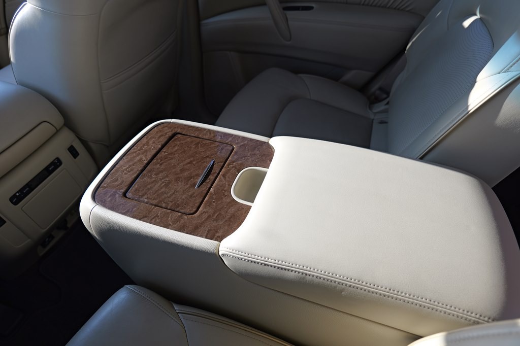 2017 INFINITI QX80 Image 55