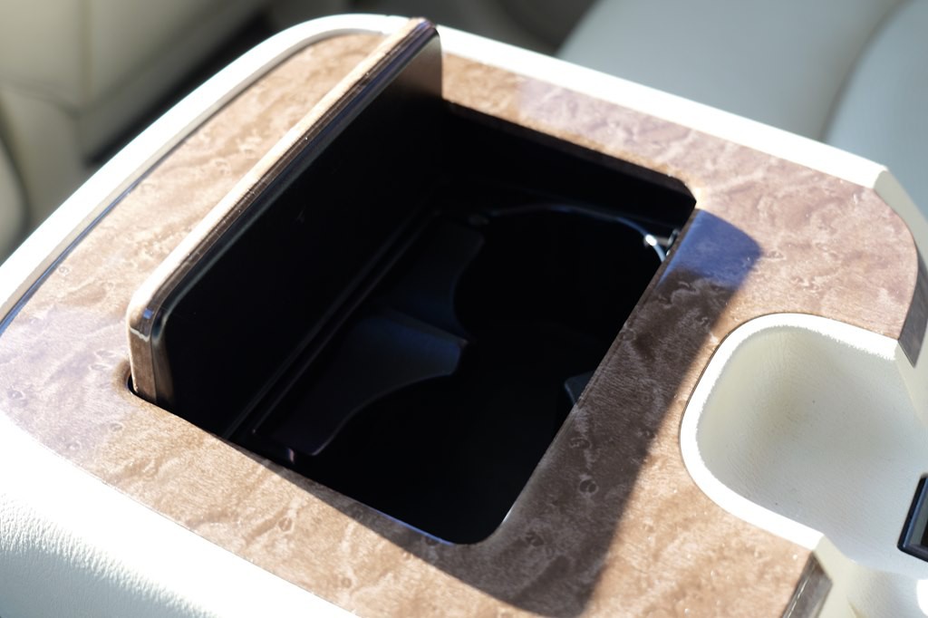 2017 INFINITI QX80 Image 57