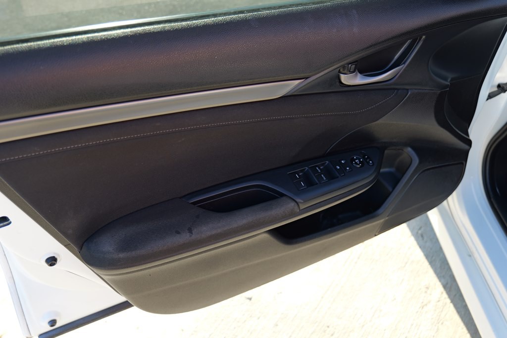 2019 Honda Civic Image 8