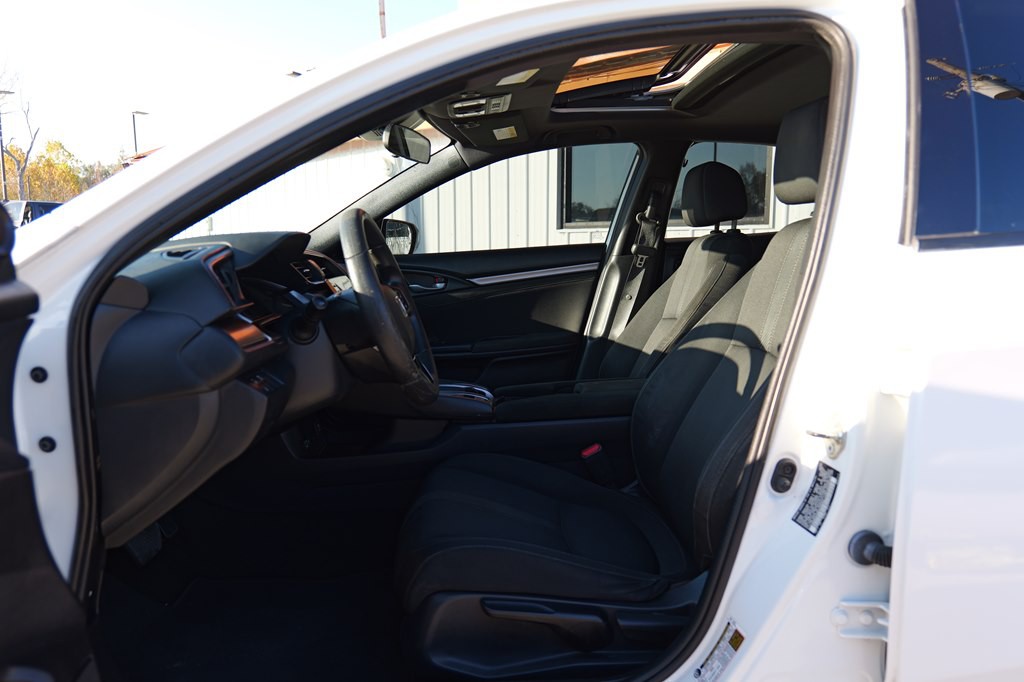 2019 Honda Civic Image 9