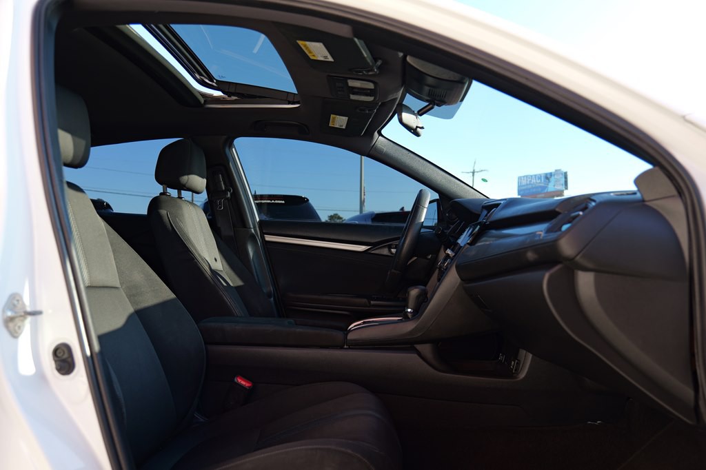 2019 Honda Civic Image 25