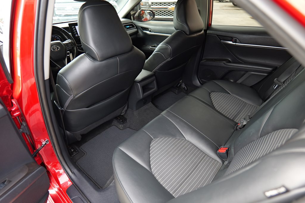 2023 Toyota Camry Image 15