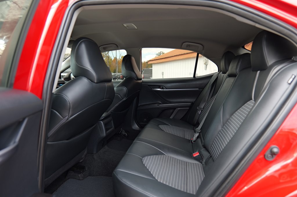 2023 Toyota Camry Image 16