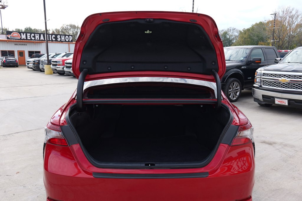 2023 Toyota Camry Image 18