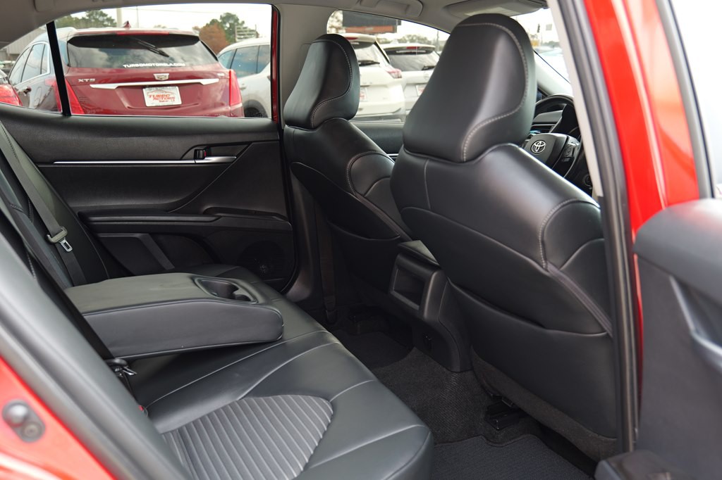 2023 Toyota Camry Image 21
