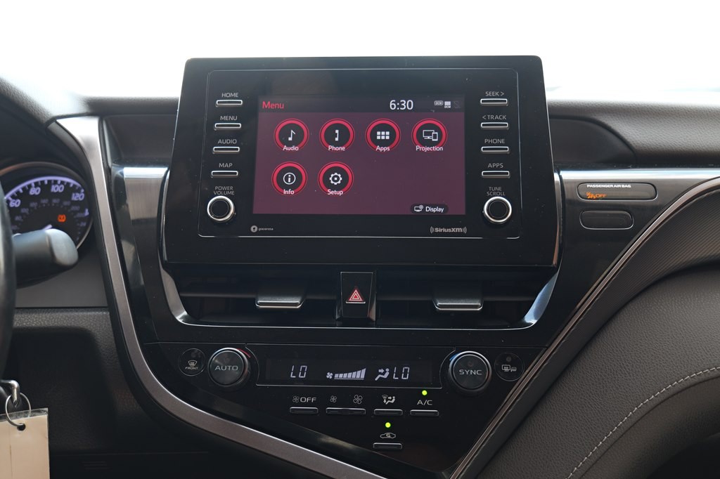 2023 Toyota Camry Image 36