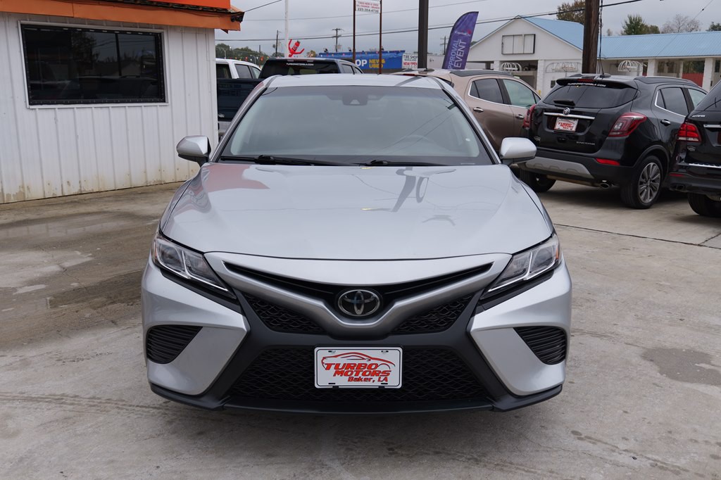 2020 Toyota Camry Image 2