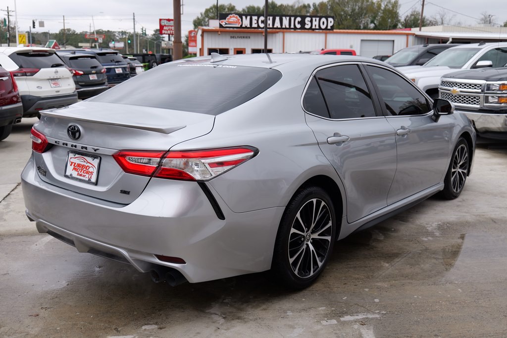 2020 Toyota Camry Image 5