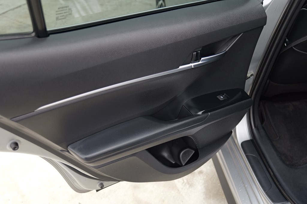 2020 Toyota Camry Image 16