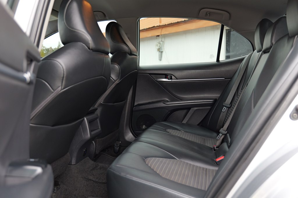 2020 Toyota Camry Image 18