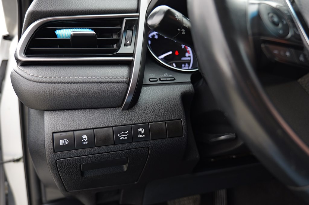 2020 Toyota Camry Image 39