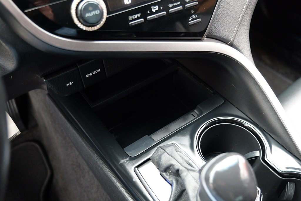 2020 Toyota Camry Image 49