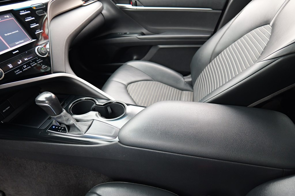 2020 Toyota Camry Image 50