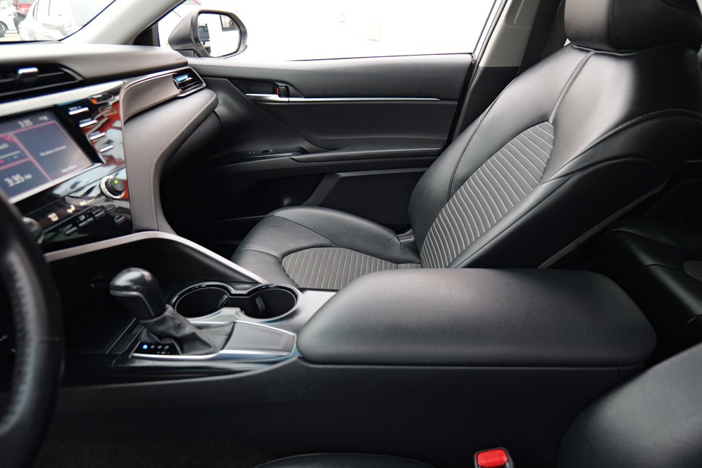 2020 Toyota Camry Image 51