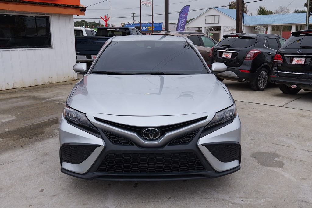 2023 Toyota Camry Image 2