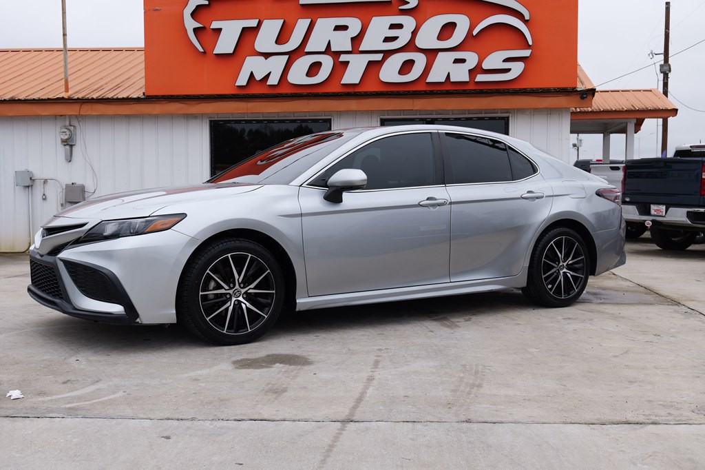 2023 Toyota Camry Image 9