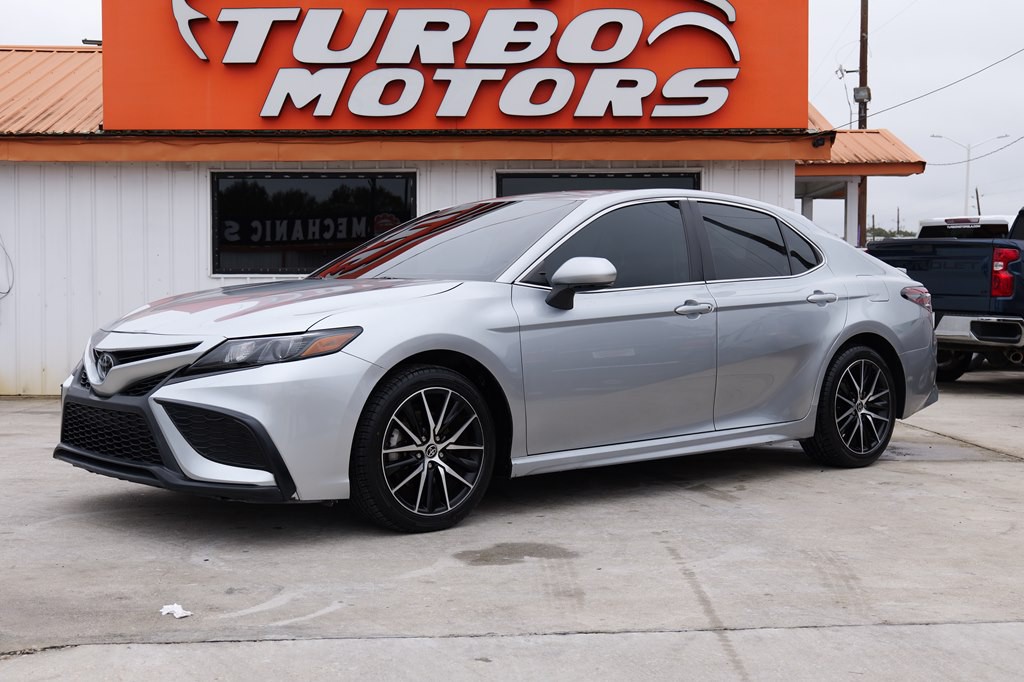 2023 Toyota Camry Image 10