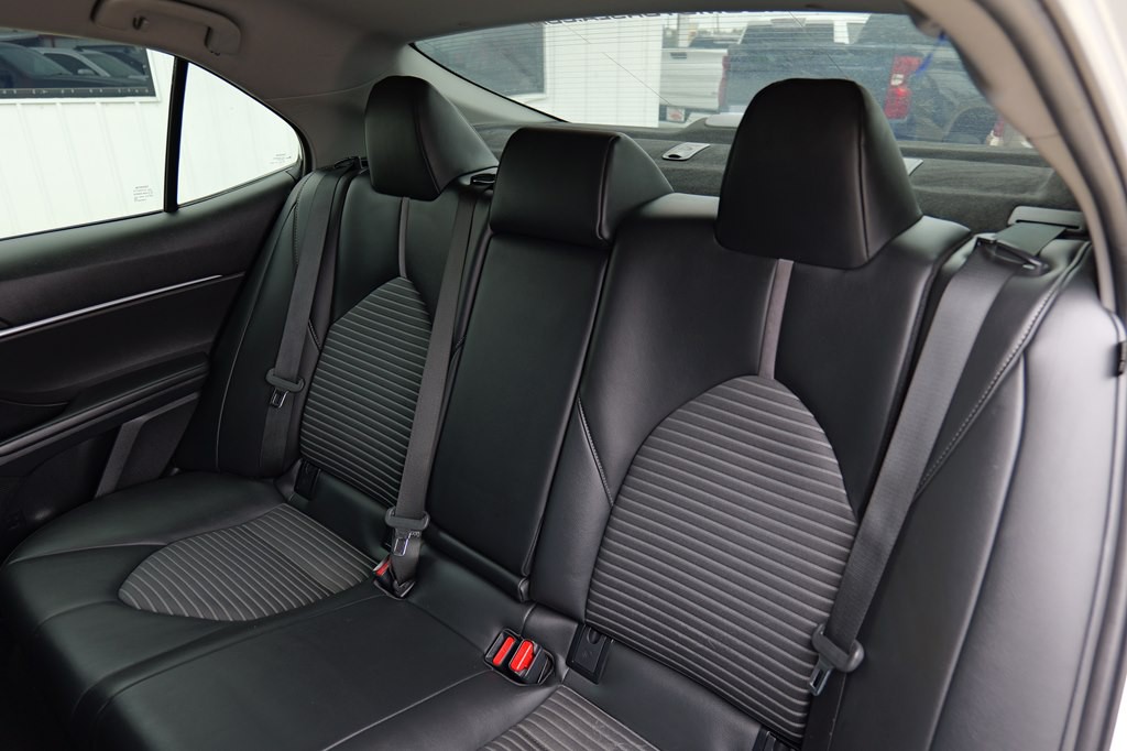 2023 Toyota Camry Image 19